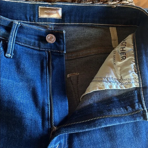 MOTHER Jeans The Hustler Ankle Fray in Home Movies size 26 - Picture 6 of 10